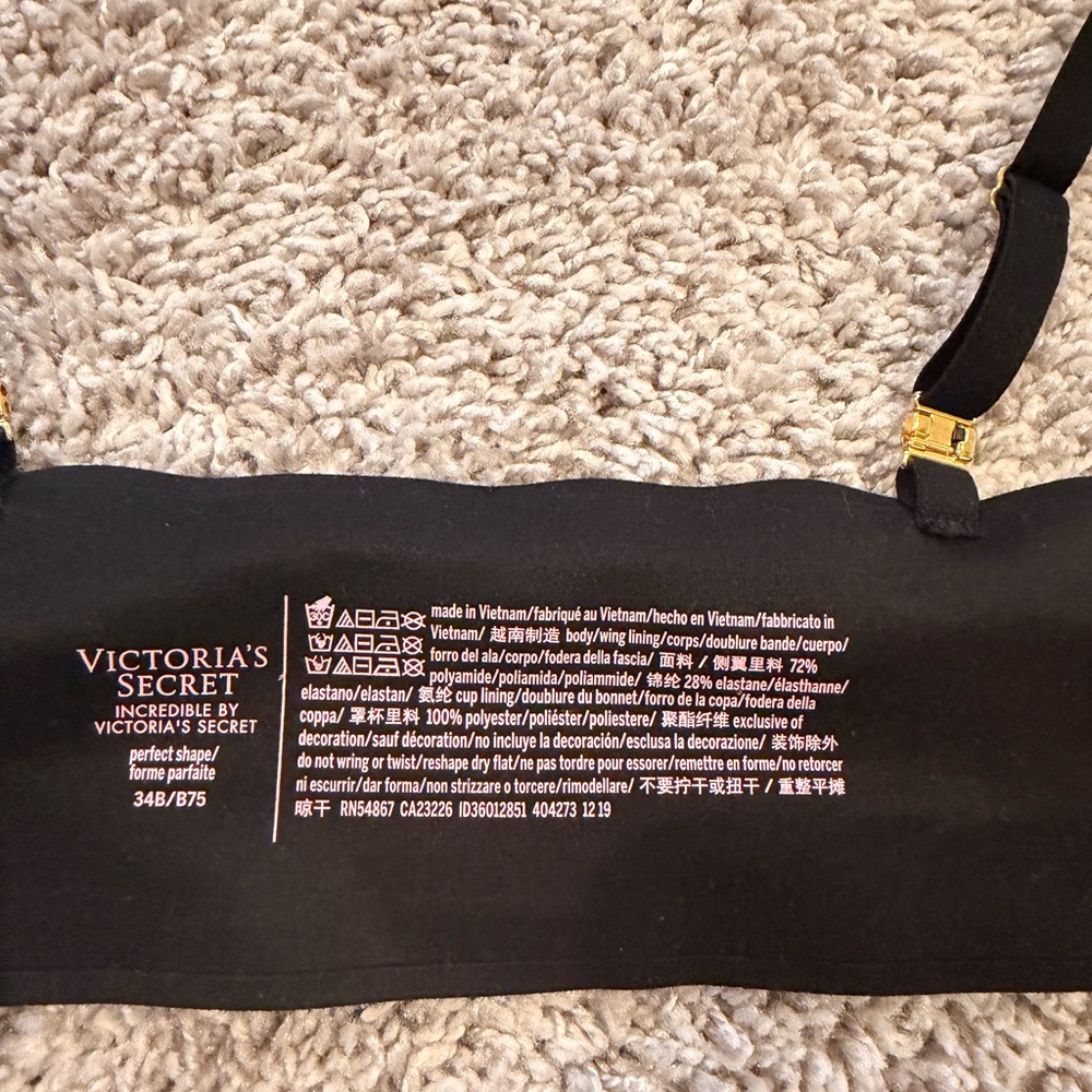 Victoria’s Secret incredible perfect shape black bra - Picture 4 of 4